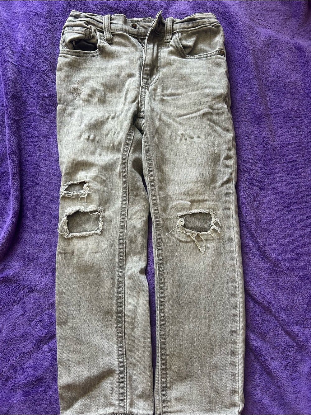 Distressed Grey Ripped Jeans
